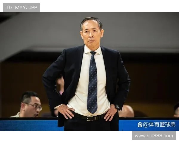北京球迷泪目 骑士让许利民爆红